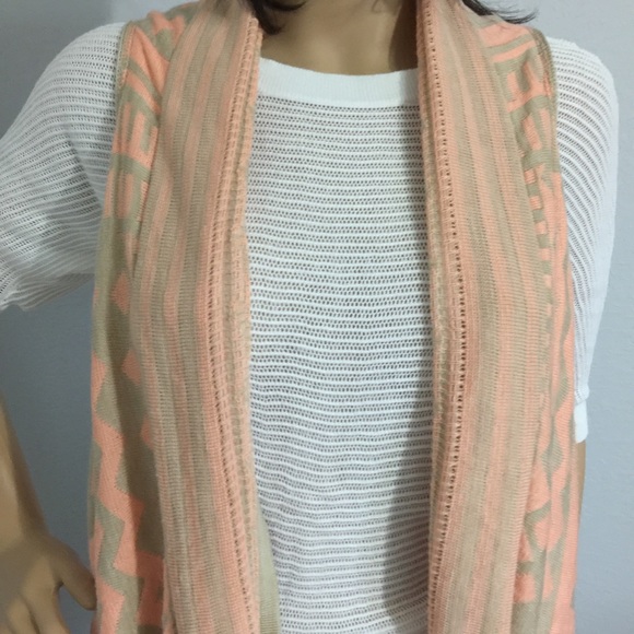 BeBe Sleeveless Cardigan - Picture 2 of 8